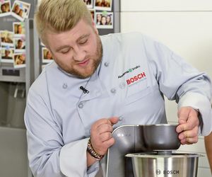 Tomasz Jakubiak na zdjęciu sprzed 10 lat. Teraz nie przypomina siebie sprzed lat!