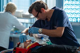 Na dobre i na złe odc. 863. Mario Milewski (Marcin Korcz), Artur Bart (Piotr Głowacki)