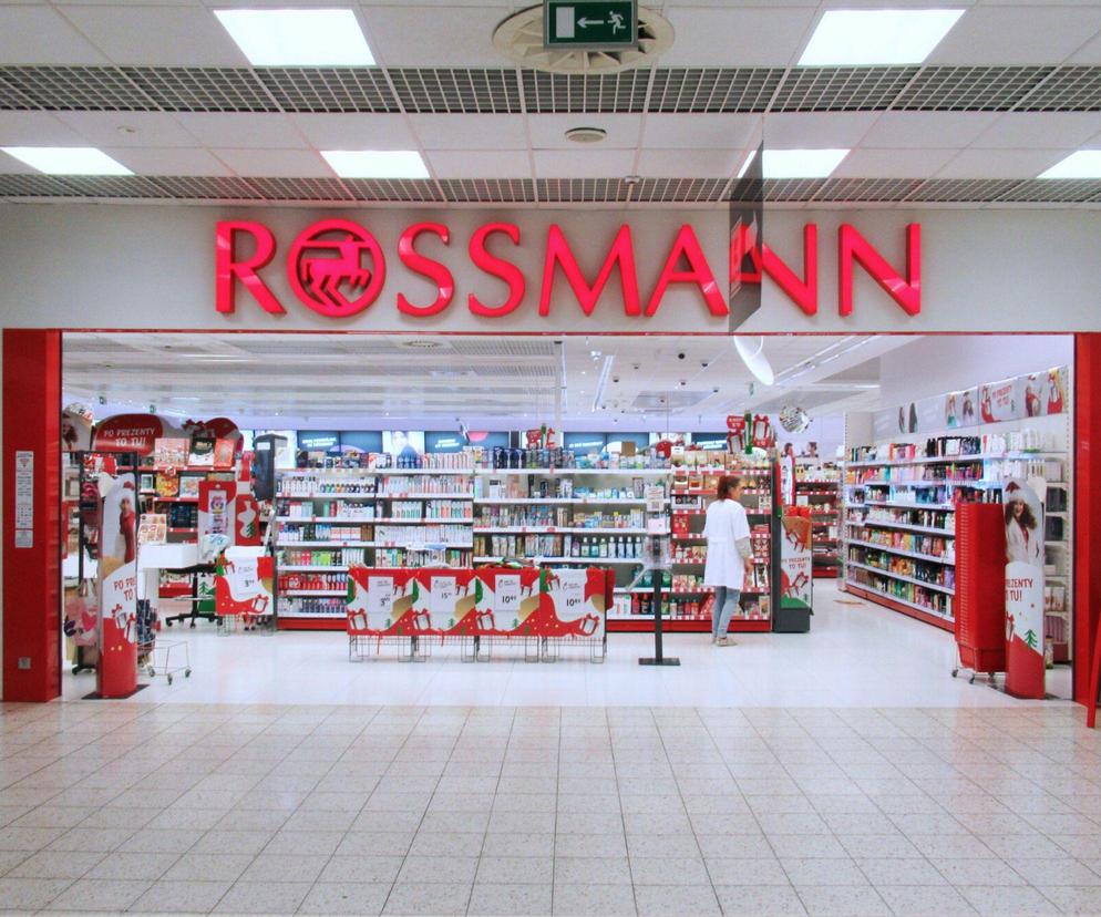 Dzień Kobiet w drogeriach Rossmann 2024. Perfumy premium dostaniesz w promocyjnej cenie! 
