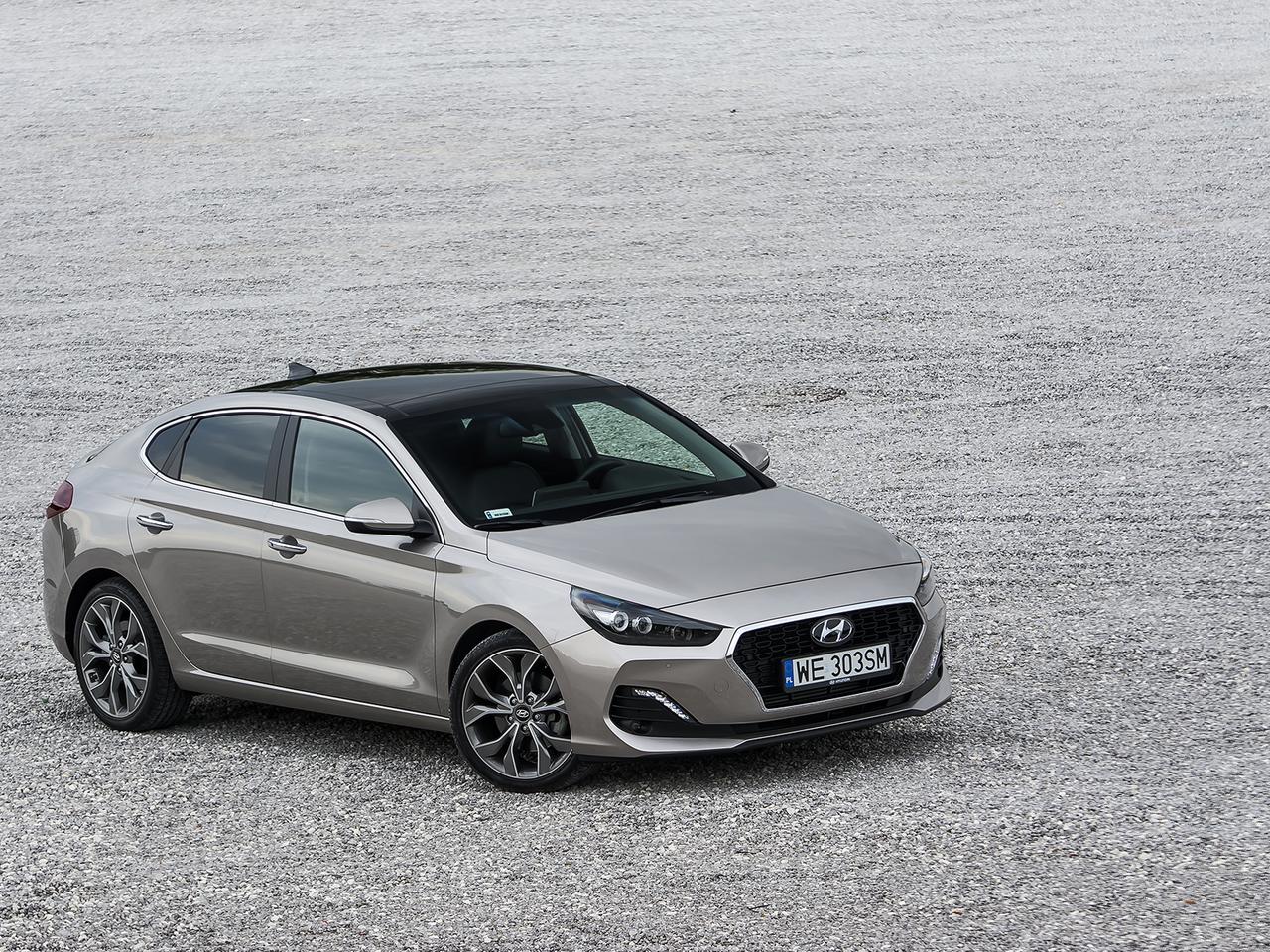 TEST Hyundai i30 Fastback Premium 1.4 140 KM Turbo GDI 7DCT: kompakt w sportowej otoczce