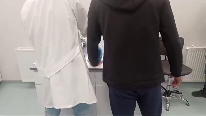 Wjechali autem do jubilera, a potem uciekli z łupem! Jest nagranie z napadu