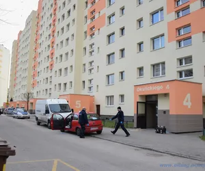 Przyjechali do pożaru - znaleźli narkotyki. Elbląskie służby interweniowały w jednym z wieżowców przy ul. Okulickiego