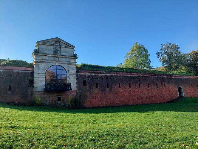Zamojski Park jesienią