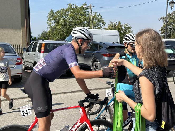 Sportowa rywalizacja i wspólne pomaganie. Za nami 8. edycja Tour de Cracovia Amatorów! 