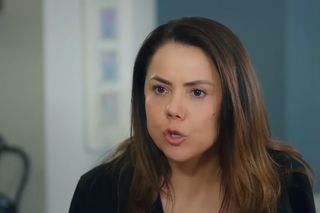 Miłość i nadzieja. Zeynep wyrzeknie się matki. Gönül opuści dom Bülenta w łzach