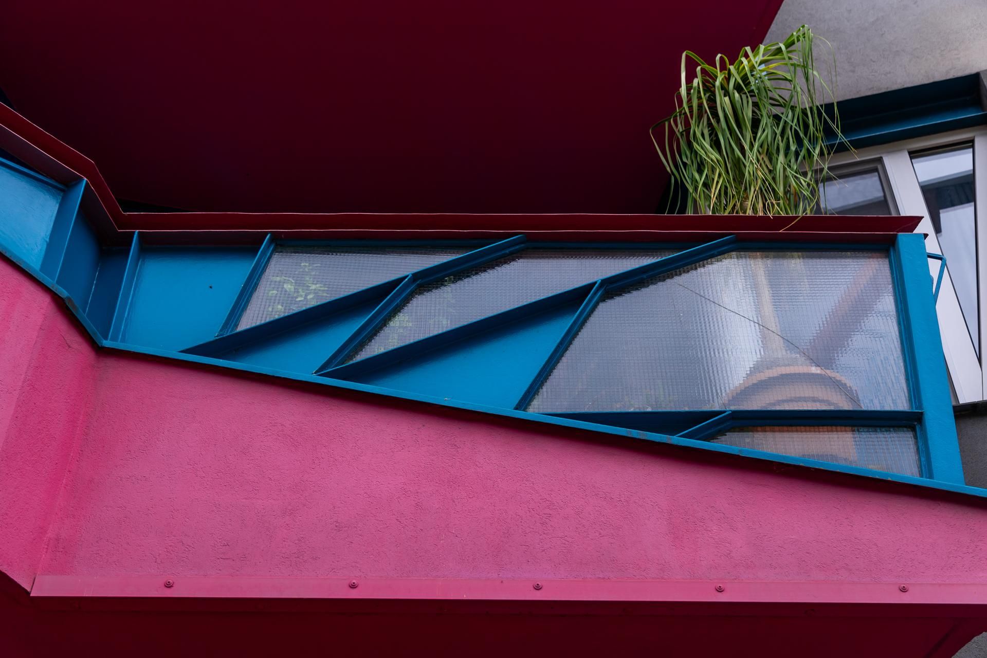 Wrocław. Budynek przy Wybrzeżu Wyspiańskiego 36