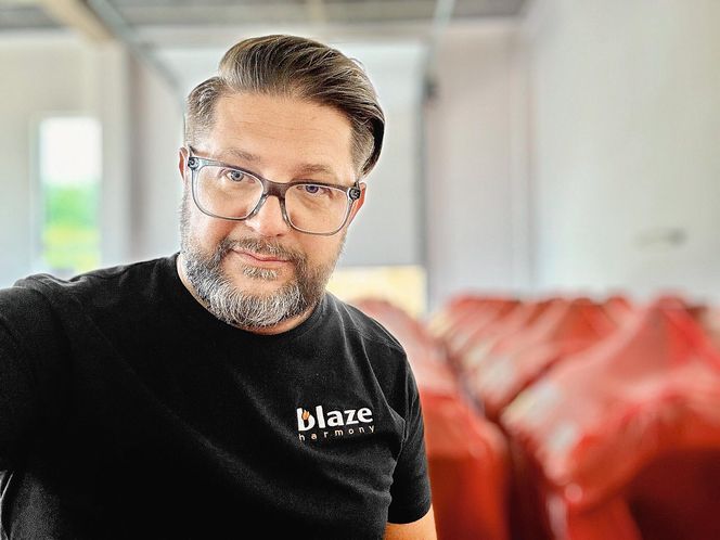 Adam Jęczmiński, dyrektor marketingu, w firmie Blaze Harmony