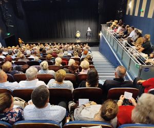 XIII Ogólnopolski Festiwal Teatrów „Sztuka plus Komercja” w Siedlcach potrwa od września do grudnia 2025