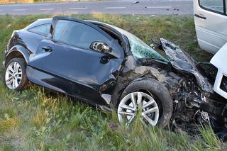 Wypadek na DK 2. Jedna osoba nie żyje, cztery trafiły do szpitala [ZDJĘCIA]