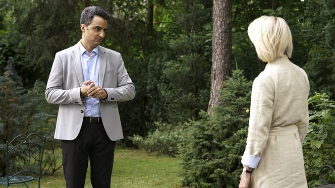 Barwy szczęścia, odc. 2177. Zbigniew Stawicki (Piotr Borowski), Bożena (Marieta Żukowska)