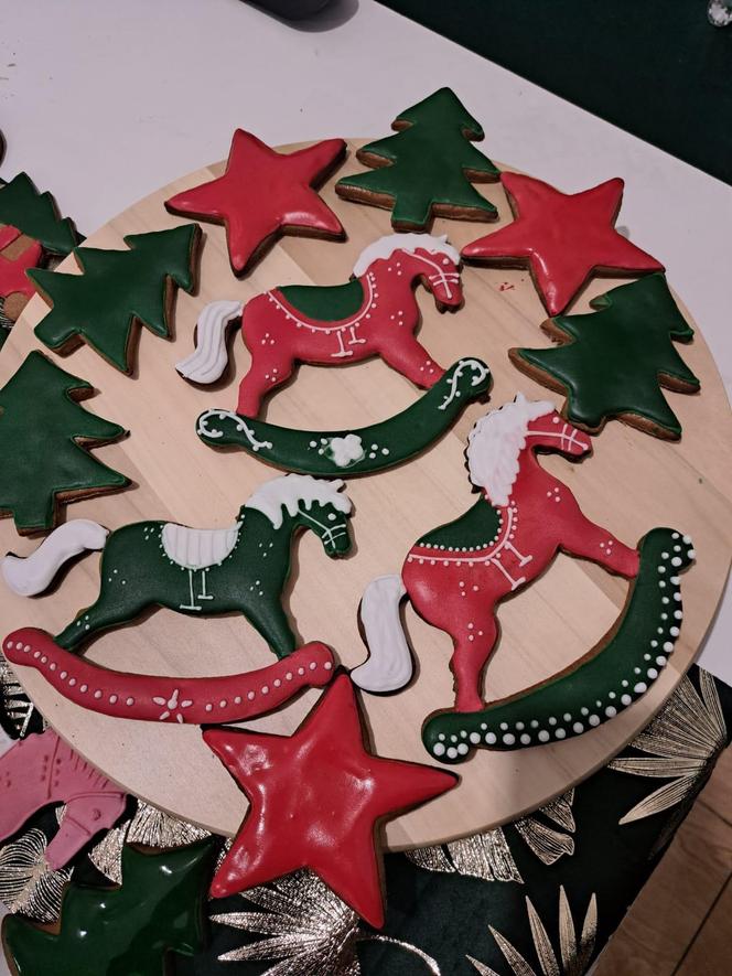 Przepiękne świąteczne pierniczki są w Łubiance pod Toruniem