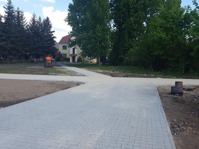 Ostatnie prace na ul. Szybowników w Lesznie