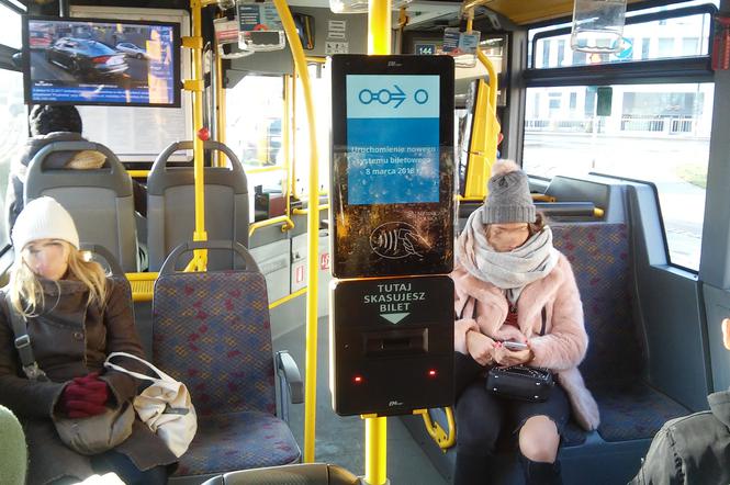 Nowe biletomaty w tramwajach, autobusach i na przystankach