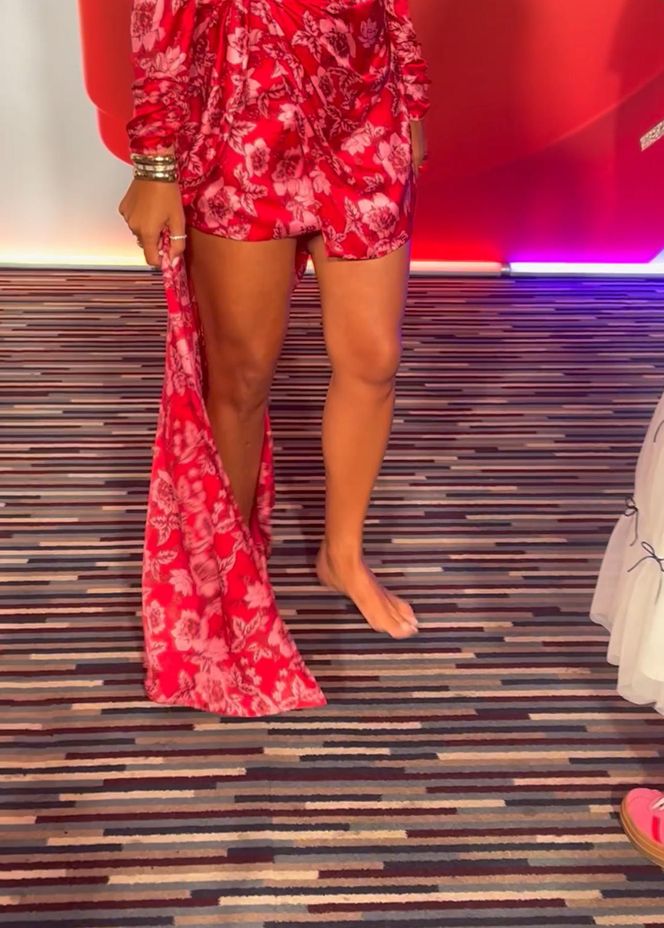 Paulina Krupińska bez butów