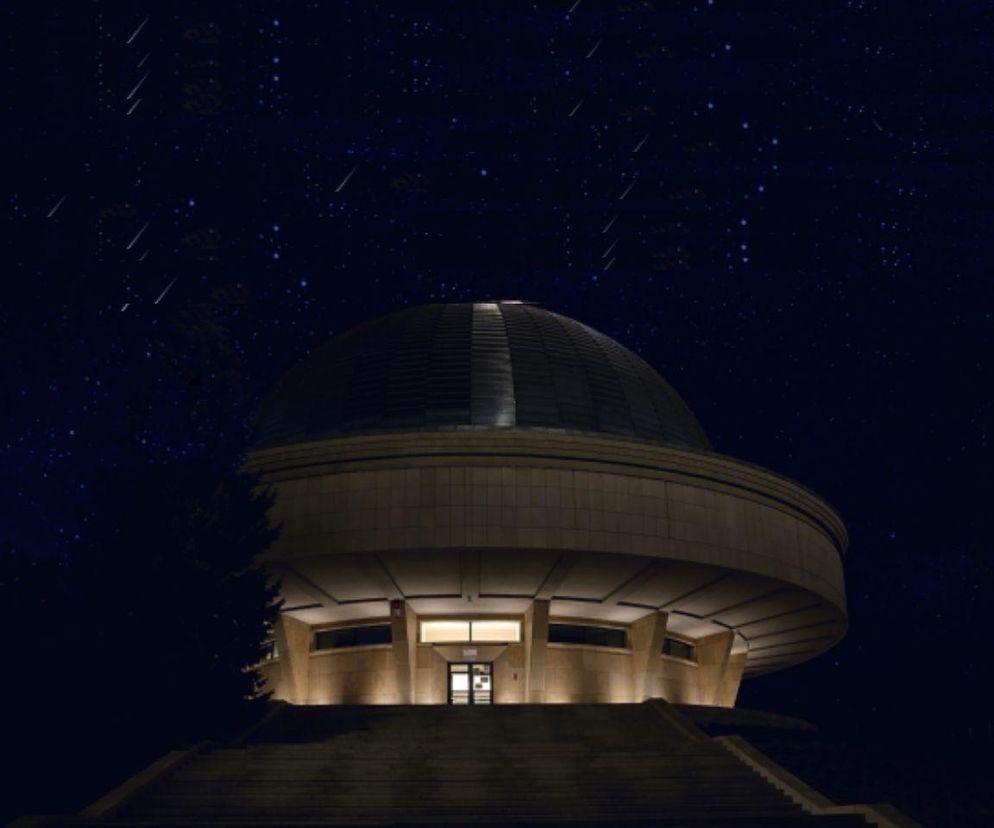 Tysiące Perseidów na chorzowskim niebie. Planetarium zaprasza 