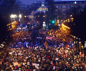 Chaos w Niemczech. 700 tysięcy osób wyszło na ulice! 