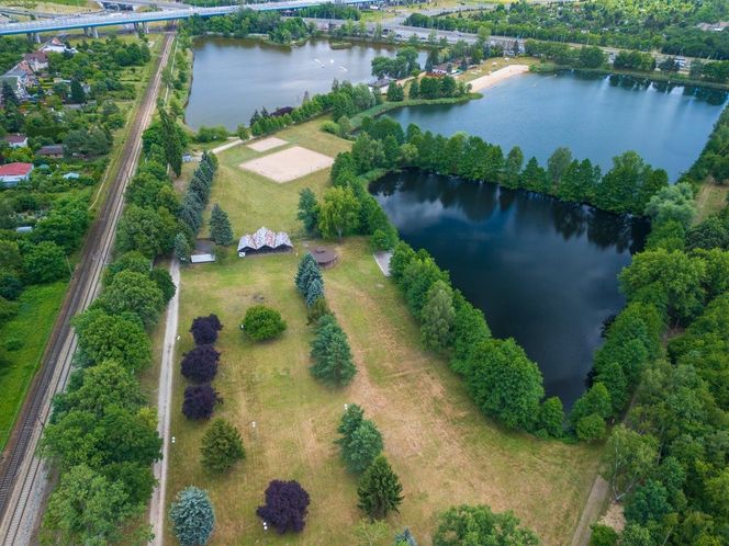 Otwierają popularne kąpieliska we Wrocławiu. Sprawdź, gdzie wybrać się nad wodę