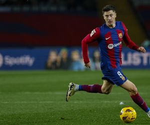 Lewandowski dobił Napoli, Barcelona w ćwierćfinale Ligi Mistrzów. Zacięty bój w stolicy Katalonii