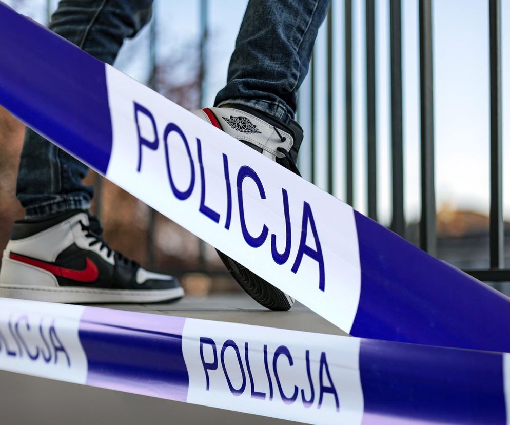 Groźna sytuacja na Woli w Warszawie. Do akcji wkroczyli kontrterroryści. Interweniowało sześć zastępów straży