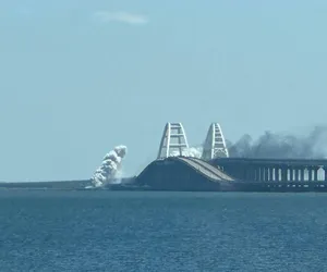 Atak na Most Krymski. Odgłosy wybuchu i kłęby dymu!