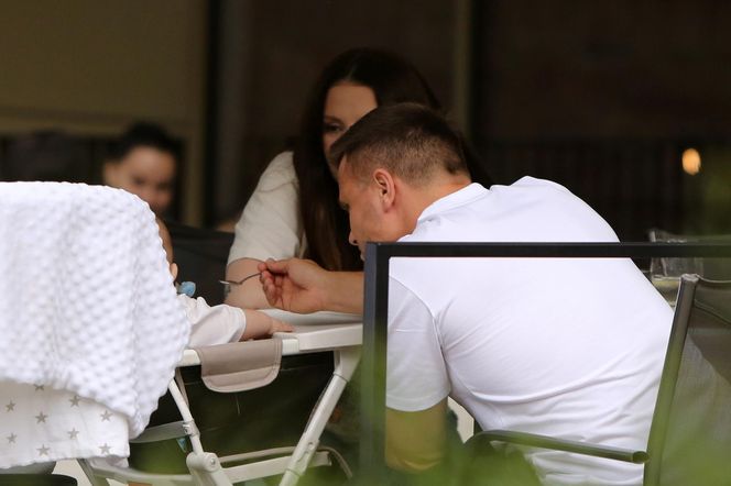 Marcin Hakiel z Dominiką  Serocką w studiu tatuaży