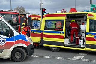 Dramatyczny dachowanie w Jankach. W akcji śmigłowiec LPR