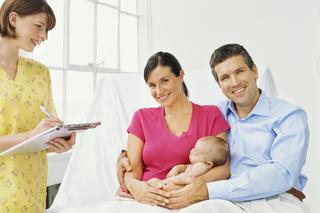 Uznanie ojcostwa w związku partnerskim: kiedy i gdzie złożyć dokumenty? [WYWIAD]