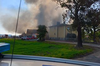 Płonie hala spawalnicza w Czeluścinie niedaleko Gostynia w Wielkopolsce