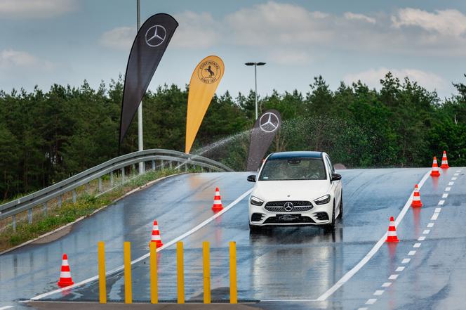 Mercedes-Benz Safety Experience 2019