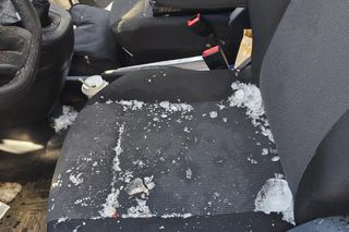 Koszmarny wypadek na trasie Białystok - Grajewo. Bryła lodu przebiła szybę