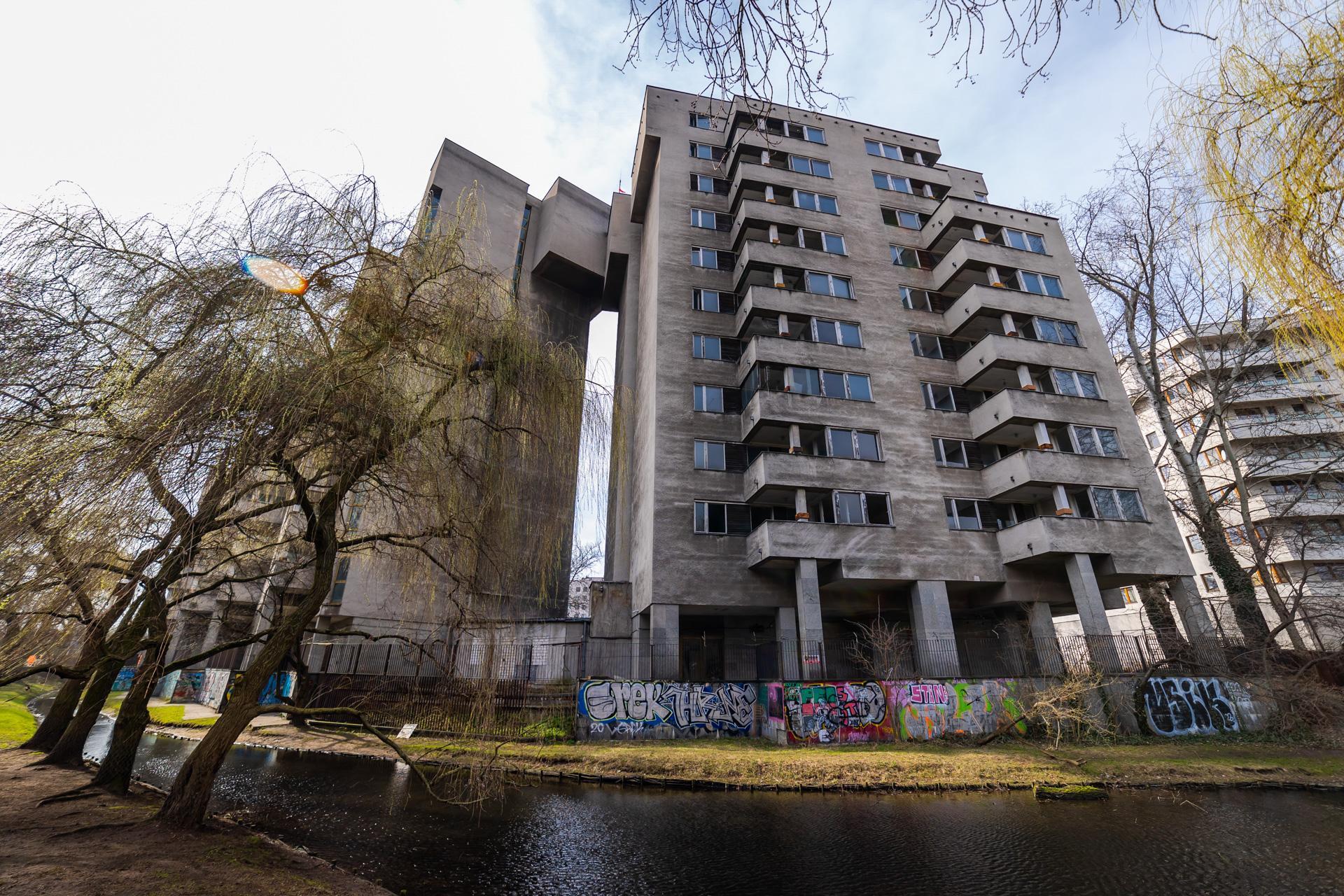 Szpiegowo - Sobieskiego 100 - tak dziś wygląda budynek radzieckich dyplomatów