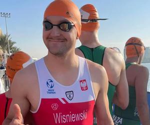 Mistrz Świata w Triathlonie jest z Ostródy. Na co dzień jest strażakiem