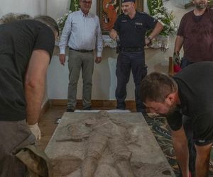 Zabytkowe epitafium powróciło do kościoła w Lubatowie