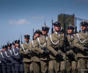 Defilada wojskowa 15 sierpnia w Warszawie
