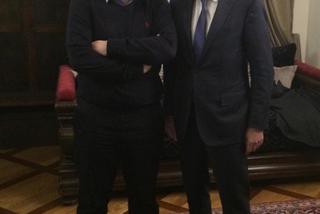 naswza piosenka jest bardzo krótka: wódka i jeszcze raz wódka