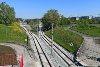 Tramwaje PST. Prace na ostatniej prostej [ZDJĘCIA]