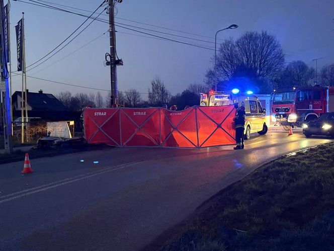 Młody motocyklista zabił się na drzewie. Wielka tragedia