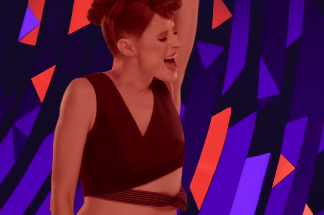 Kiesza w teledysku do Srtonger