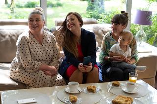 Na dobre i na złe, odc. 857: Krystianek Brajanek (Franciszek Kurek), Jadzia (Aldona Jankowska), Matylda (Amelia Czaja), Wioletta Gąsior (Urszula Gotowicka)