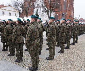 Tak białostoczanie uczcili Narodowe Święto Niepodległości 2024 w Białymstoku [ZDJĘCIA]