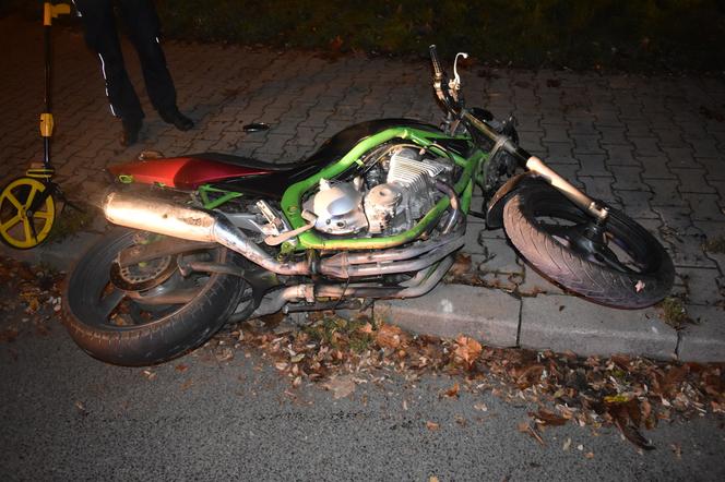 Ucieczkę przed policją zakończył upadkiem. 33-letni motocyklista miał wiele na sumieniu