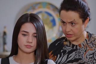 Miłość i nadzieja, odcinek 325. Bahar, Cavidan