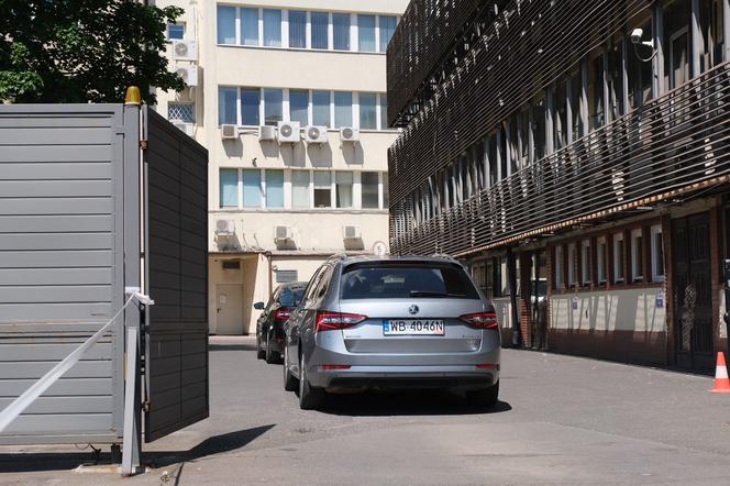 Politycy PiS zjeżdżają do Kaczyńskiego do centrali partii