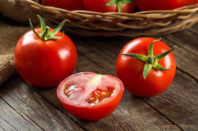 pomidory i likopen