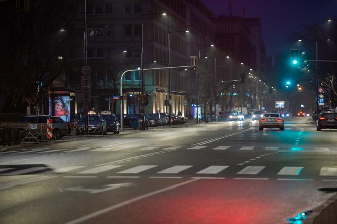 Nowe latarnie staną na ulicach Warszawy