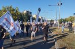 Protest górników w Jastrzębiu-Zdroju. Blokują kluczowe rondo i główne drogi