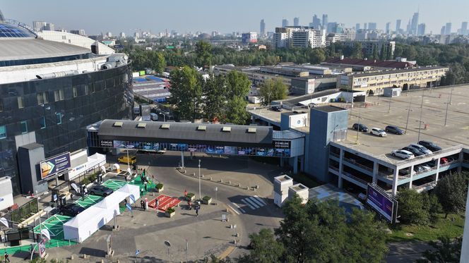 Zielona Strefa Elektromobilności powstała przy centrum handlowym Blue City