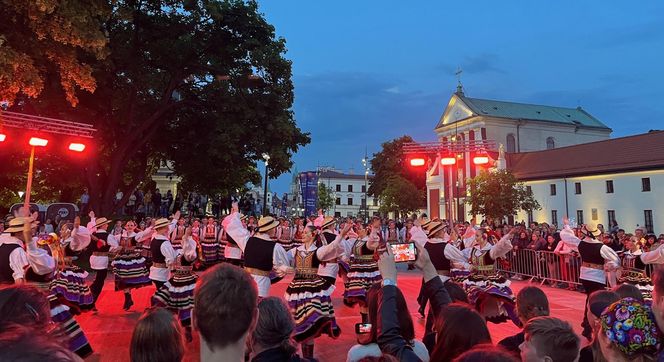 Nocy Kultury w Lublinie. Deszcz nikomu nie przeszkadzał