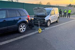 Koszmar na S1. Dolewał paliwa na poboczu, gdy rozegrały się dramatyczne sceny. 60-latek nie żyje