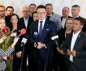 Partia Szymona Hołowni się sypie!?! Posłowie mają rozmawiać o opuszczeniu Polski 2050!